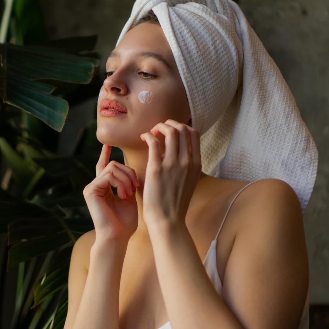 Beauty and Self-Care: Building a Skincare Routine That Works for You